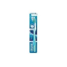 Зубная щетка ORAL-B 3-Эффект Delicate White 40 средняя