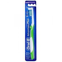 Зубная щетка ORAL-B Advantage плюс средняя