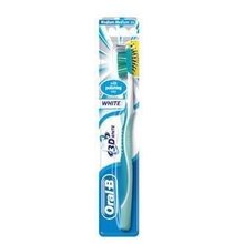 Зубная щетка ORAL-B 3D Свежесть Advantage 40 средняя