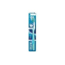 Зубная щетка ORAL-B 3D White Отбеливание 40 средней жесткости, 1 шт.