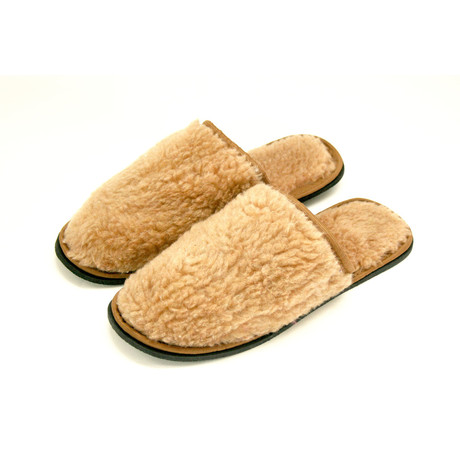 Тапочки из овечьего меха разм. 43-44 (беж.)