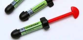 Композит Charisma шприц-тюбик цвет ОА2 4г