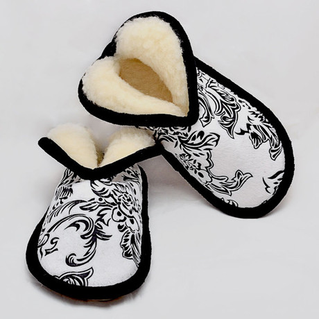 Тапочки из овечьего меха Меркуры (велюр. верх) разм. 39-40 (бел.-черн.)